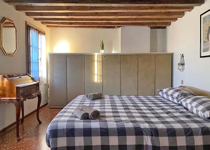 Ca' Nadia Appartement *
